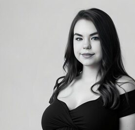 Александра