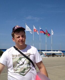 Дмитрий Южаков